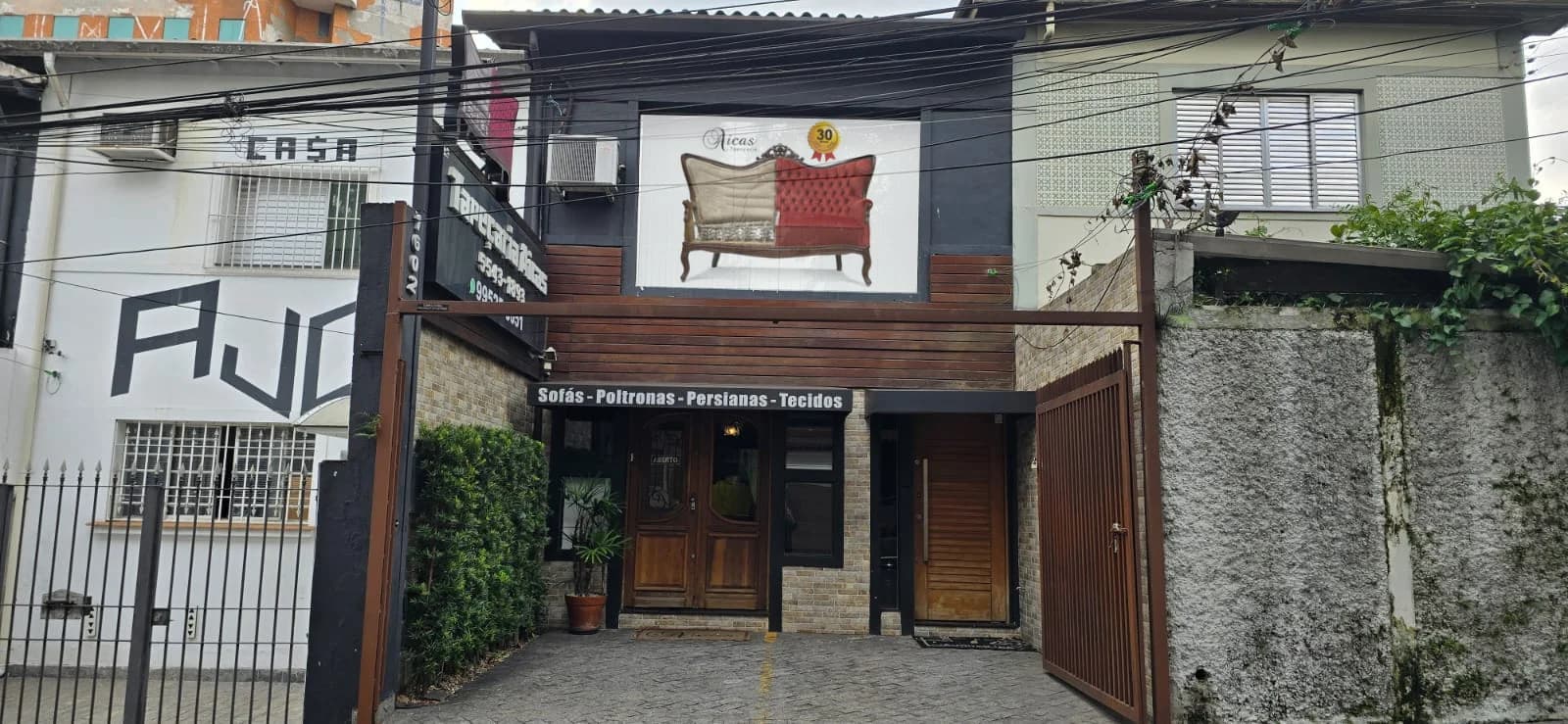 Fachada da Aicás Tapeçaria na Alameda dos Aicás, 1602 — Moema, São Paulo